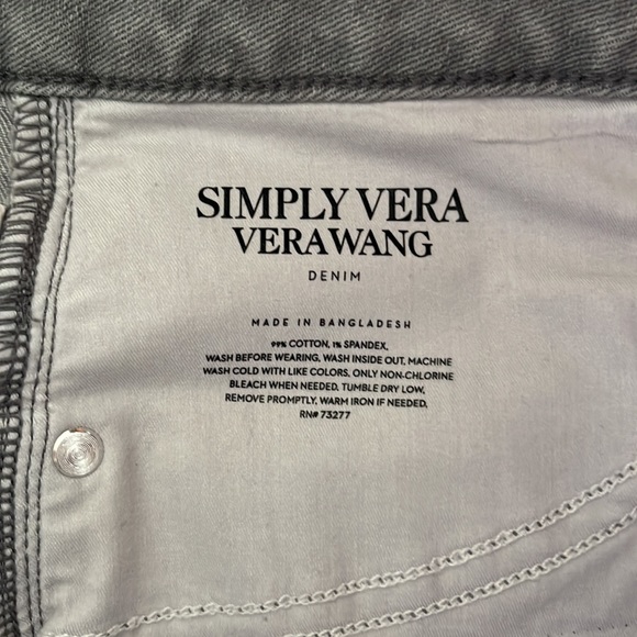 Simply Vera Vera Wang High Rise GreyStone Frayed Hem size 16 Shorts - Picture 9 of 14